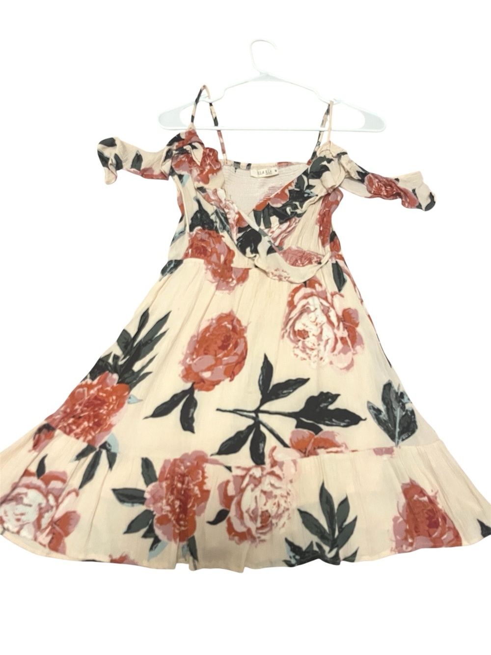 ILLA ILLA Floral Ruffle Cold Shoulder Feminine Dress